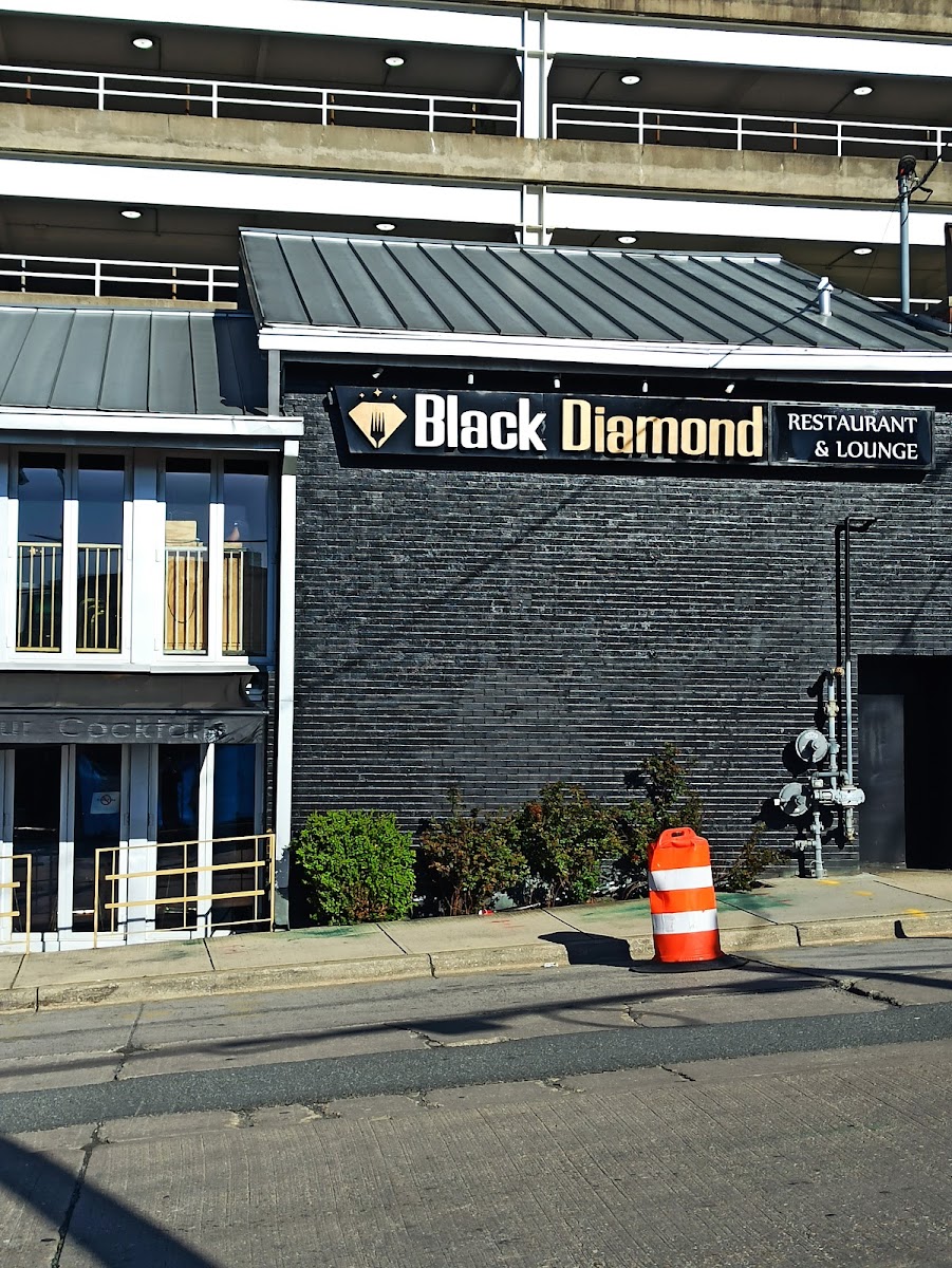 Black Diamond Restaurant And Lounge
